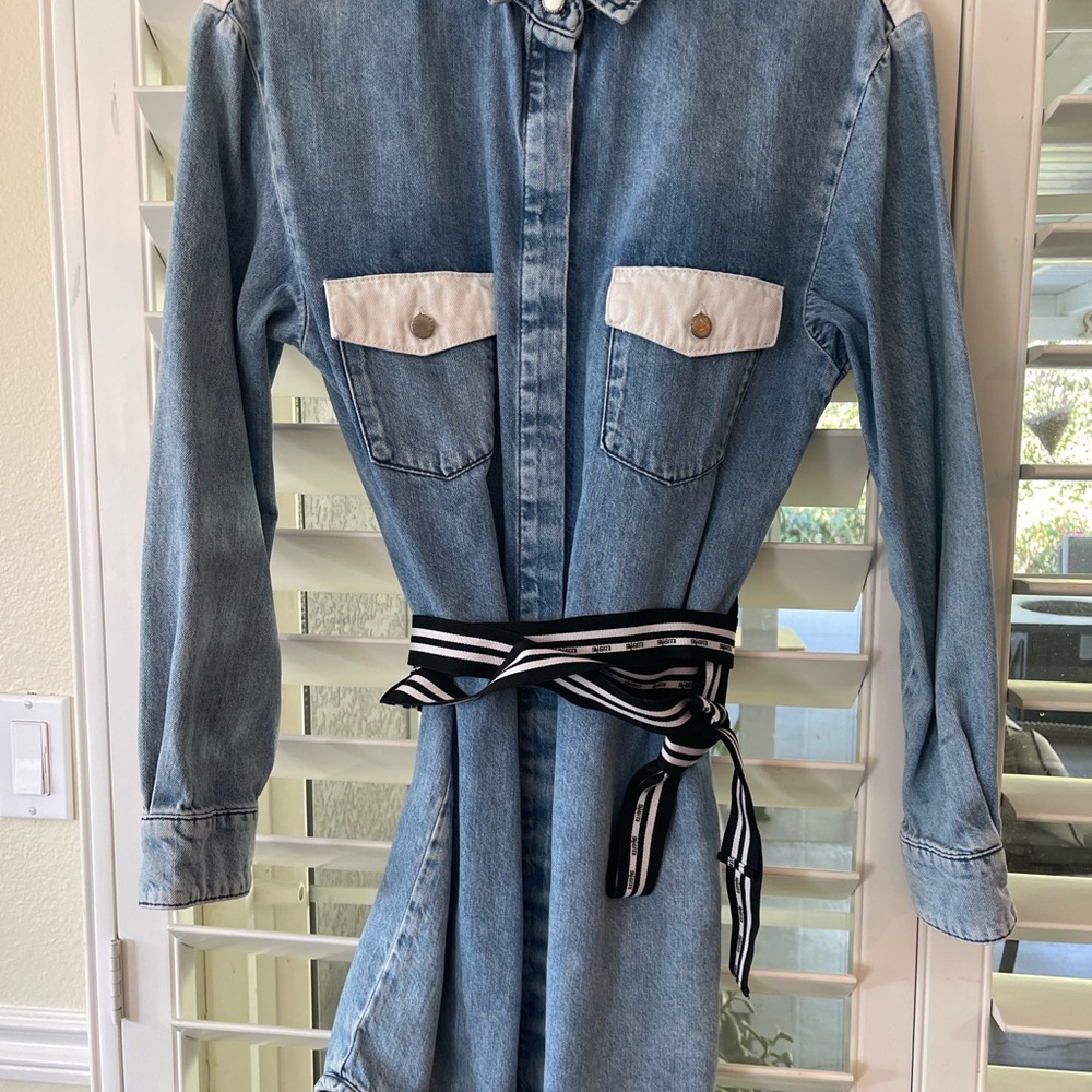 Maje Jeans Tops in size M blue and white absolutely amazing condition.